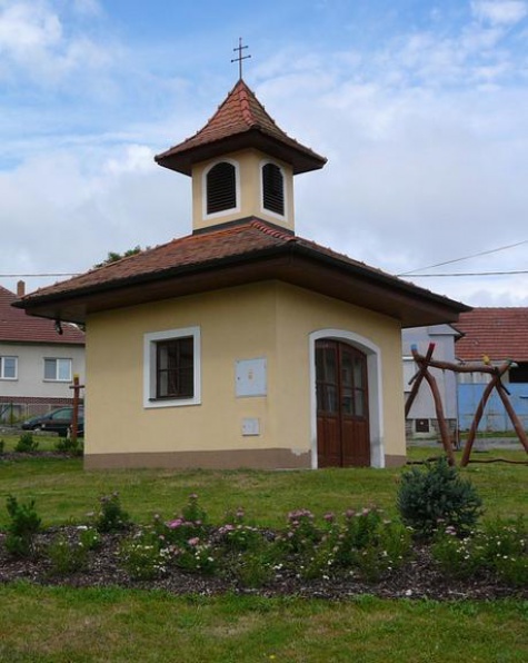 zvonička Hroznatín zvonička Hroznatín